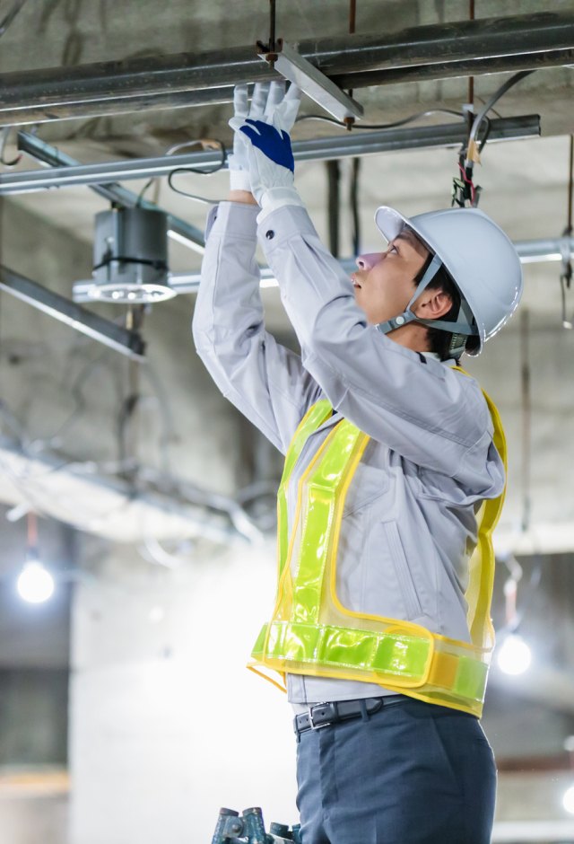 現場で働いている様子